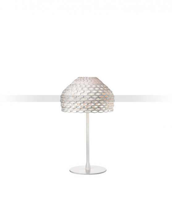 tatou-table-urquiola-flos-F7761009-product-still-life-big-1 拷贝.jpg