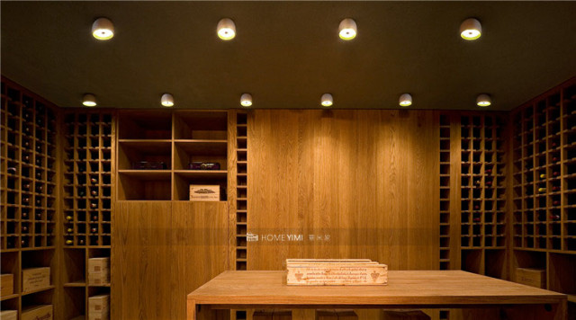 wan-ceiling-wall-grawunder-flos-F95500-product-life-01-1440X802 拷贝.jpg