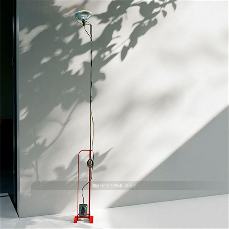 toio-floor-castiglioni-flos-home-decorative-mobile-600x600 拷贝.jpg