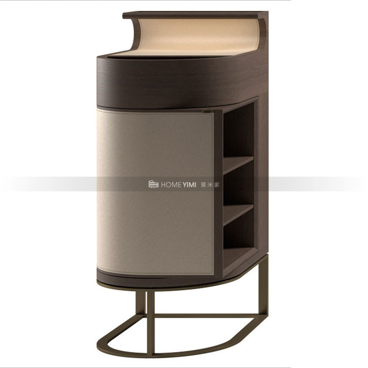 PLAI_tall-console_SUCUPIRA.jpg