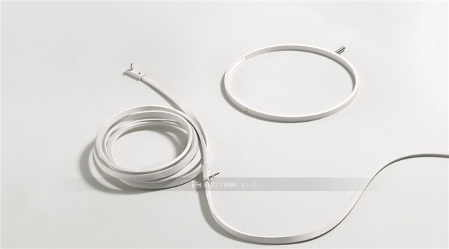 wirering-ceiling-wall-formafantasma-flos-F95130-product-life-01_1440x802 拷贝.jpg