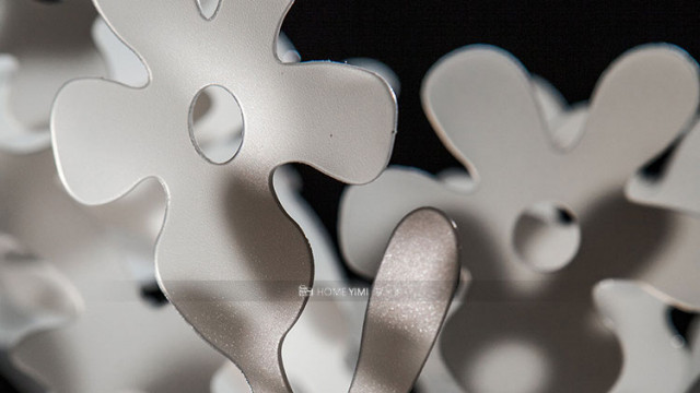 Fiorella_Souspension_White_Detail-06_slider-1.jpg