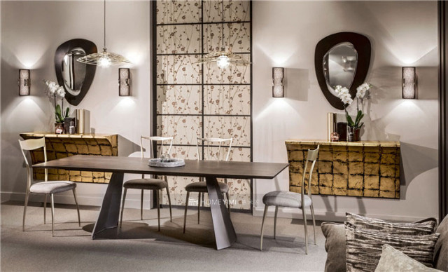 2032_icaro-table 拷贝.jpg